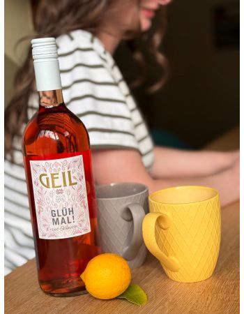GLÜHMAL! Rosé Glühwein